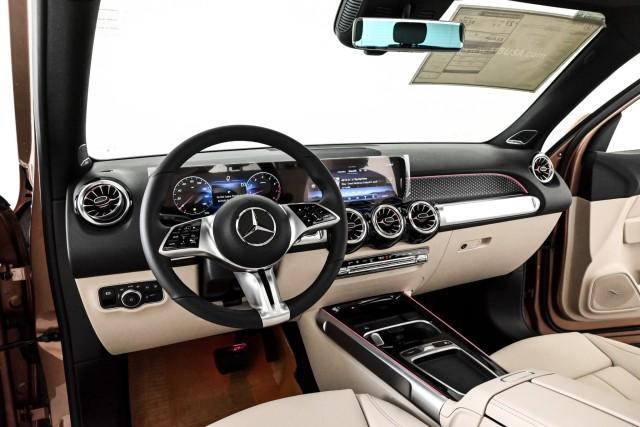 new 2024 Mercedes-Benz GLB 250 car, priced at $51,870