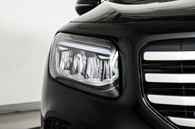 used 2024 Mercedes-Benz GLB 250 car, priced at $44,994