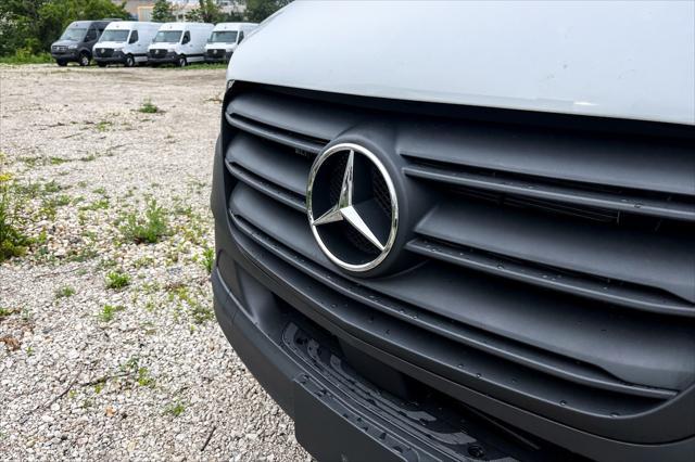 new 2025 Mercedes-Benz Sprinter 2500 car, priced at $60,282