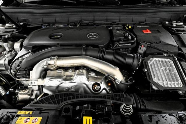 new 2025 Mercedes-Benz GLB 250 car, priced at $49,595