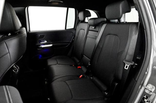 new 2025 Mercedes-Benz GLB 250 car, priced at $53,045