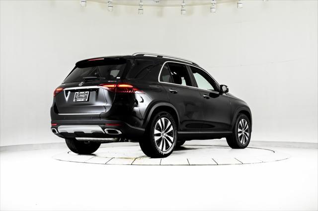 new 2025 Mercedes-Benz GLE 450 car, priced at $73,965