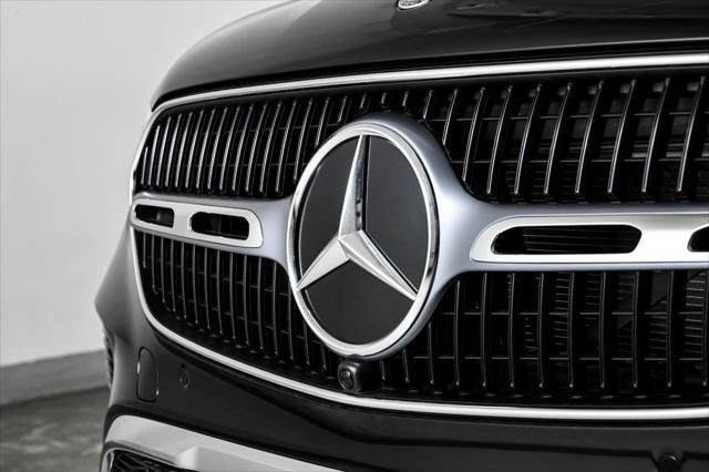 new 2025 Mercedes-Benz GLC 300 car, priced at $54,700