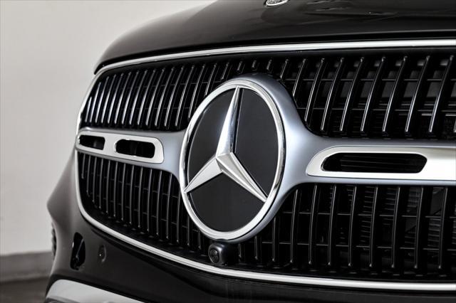 new 2025 Mercedes-Benz GLC 300 car, priced at $54,700