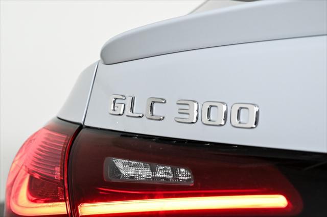 new 2025 Mercedes-Benz GLC 300 car, priced at $67,905