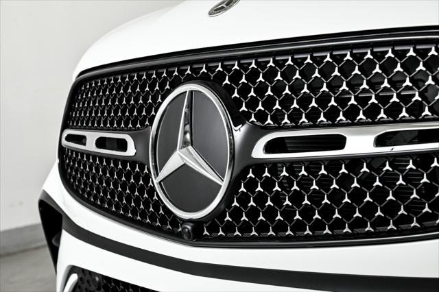 new 2025 Mercedes-Benz GLC 300 car, priced at $57,970