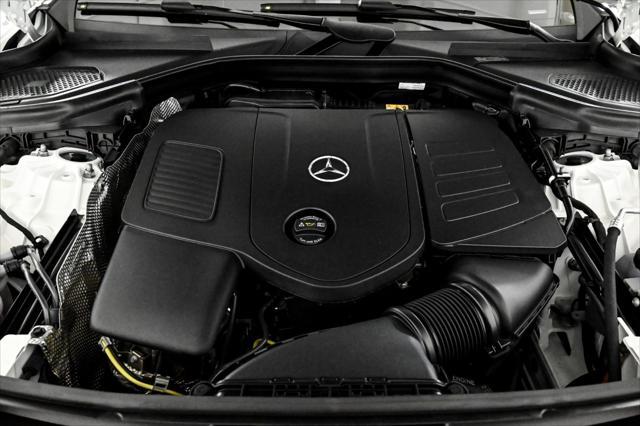 new 2025 Mercedes-Benz GLC 300 car, priced at $64,615
