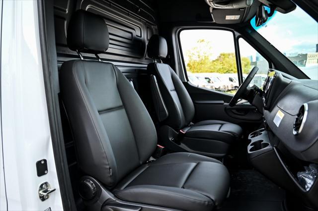 new 2025 Mercedes-Benz Sprinter 2500 car, priced at $70,809