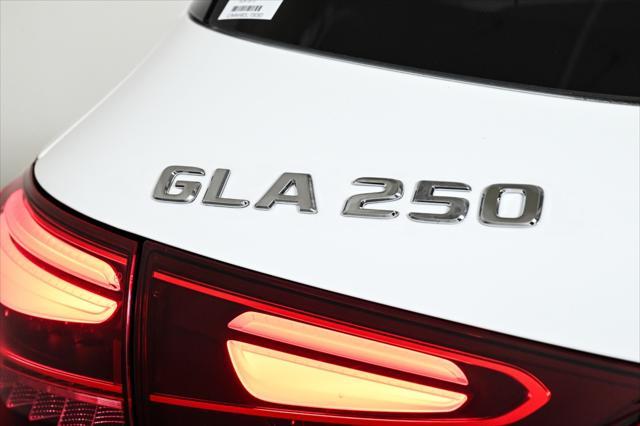 new 2025 Mercedes-Benz GLA 250 car, priced at $51,180