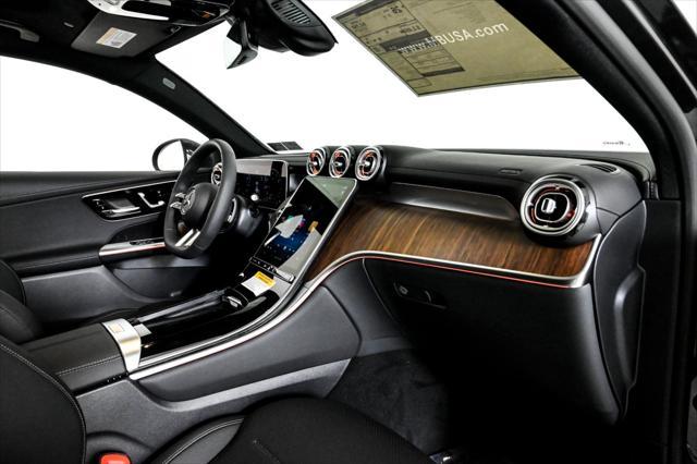 new 2025 Mercedes-Benz GLC 300 car, priced at $68,600