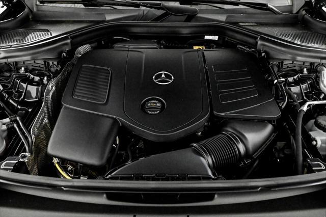 new 2025 Mercedes-Benz GLC 300 car, priced at $68,600
