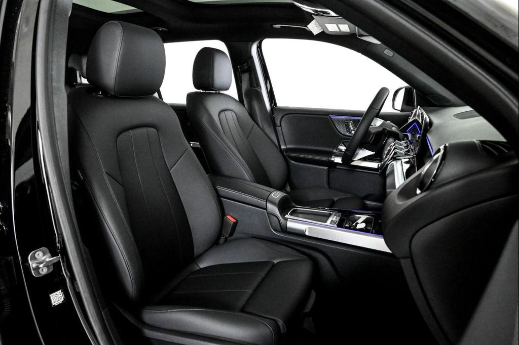 new 2026 Mercedes-Benz GLB 250 car, priced at $53,980