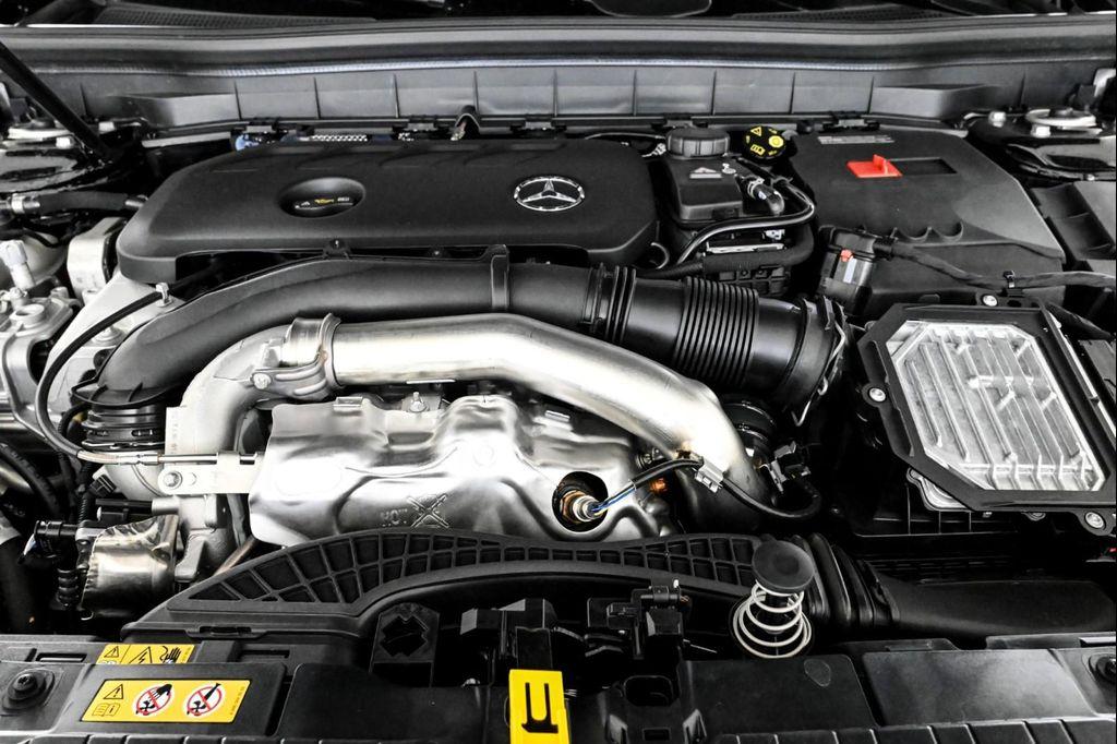 new 2026 Mercedes-Benz GLB 250 car, priced at $53,980