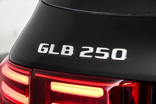 new 2025 Mercedes-Benz GLB 250 car, priced at $50,795