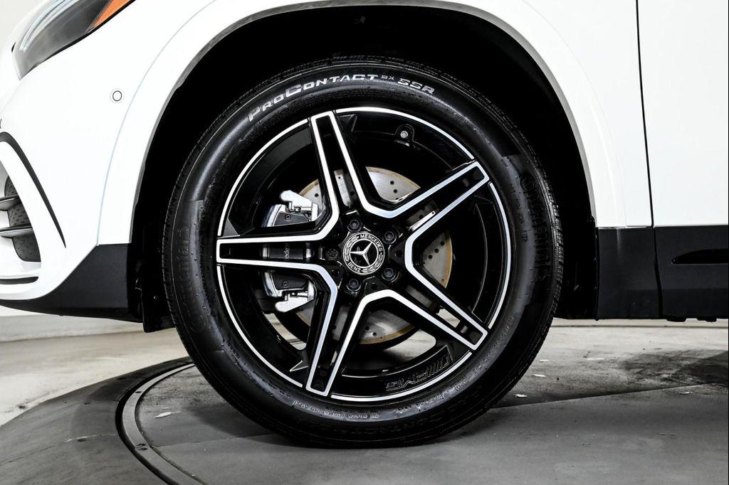 used 2024 Mercedes-Benz GLA 250 car, priced at $36,900