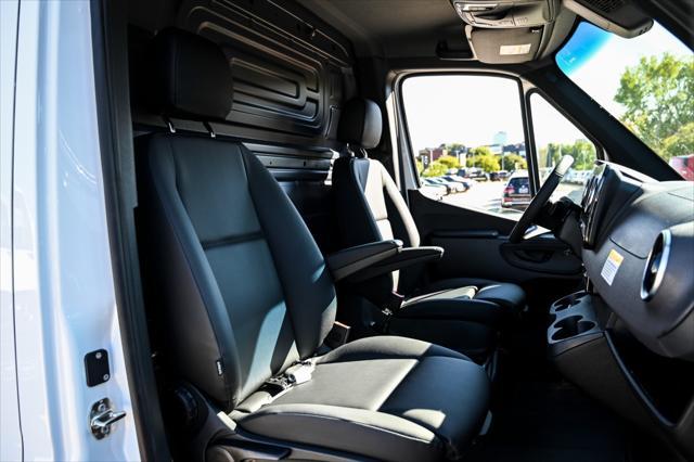 new 2025 Mercedes-Benz Sprinter 2500 car, priced at $60,624