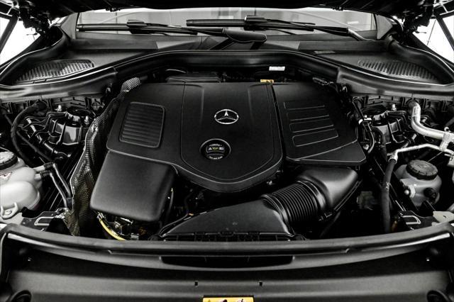 new 2025 Mercedes-Benz GLC 300 car, priced at $60,785
