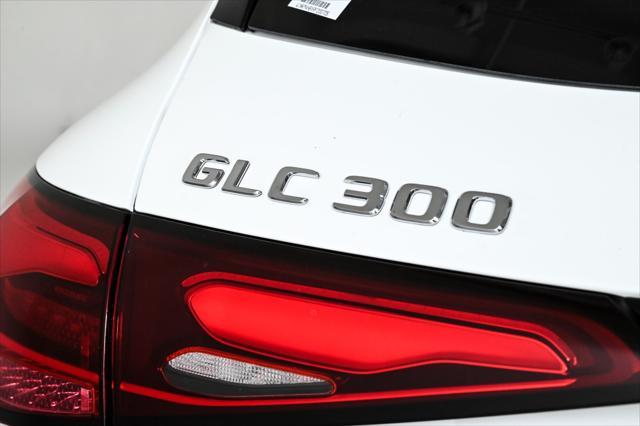 new 2024 Mercedes-Benz GLC 300 car, priced at $50,985