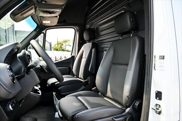 new 2024 Mercedes-Benz Sprinter 3500 car, priced at $71,279