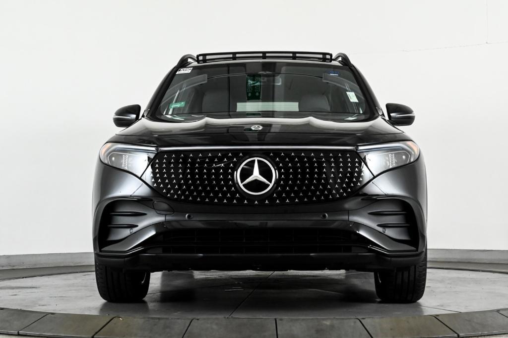 new 2024 Mercedes-Benz EQB 250 car, priced at $61,390