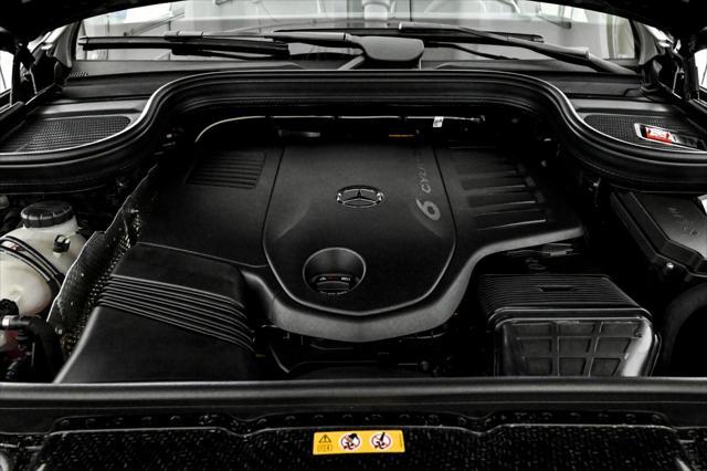 new 2025 Mercedes-Benz GLE 450 car, priced at $73,965