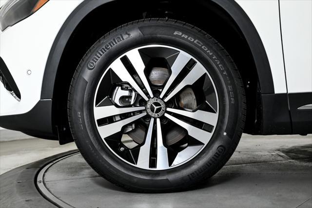new 2025 Mercedes-Benz GLA 250 car, priced at $46,345