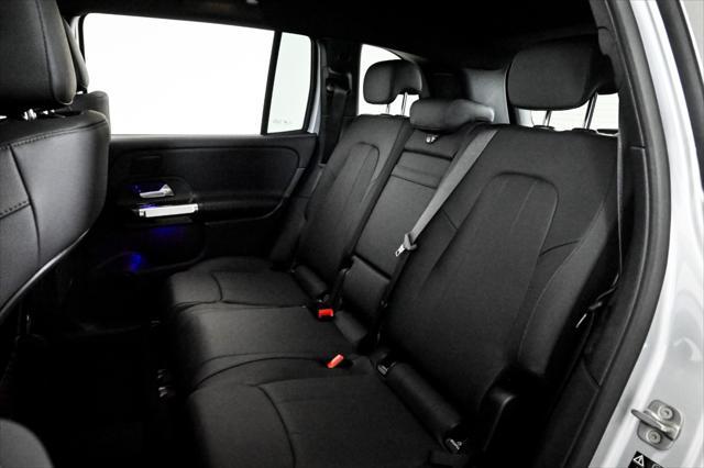 new 2025 Mercedes-Benz GLB 250 car, priced at $54,570