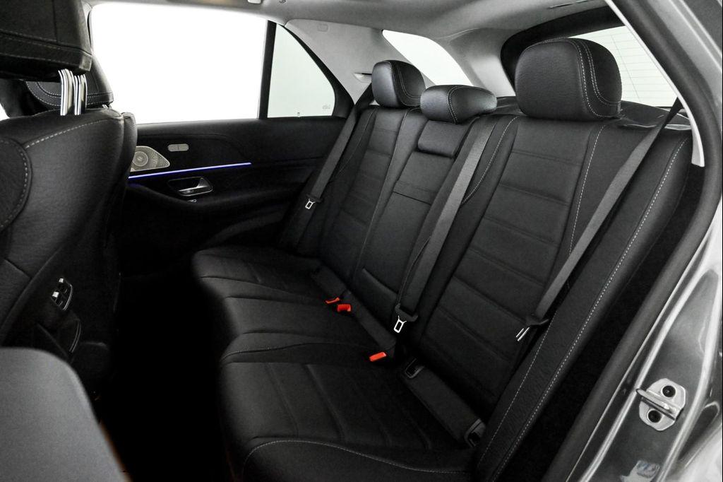 new 2026 Mercedes-Benz GLE 450 car, priced at $89,290