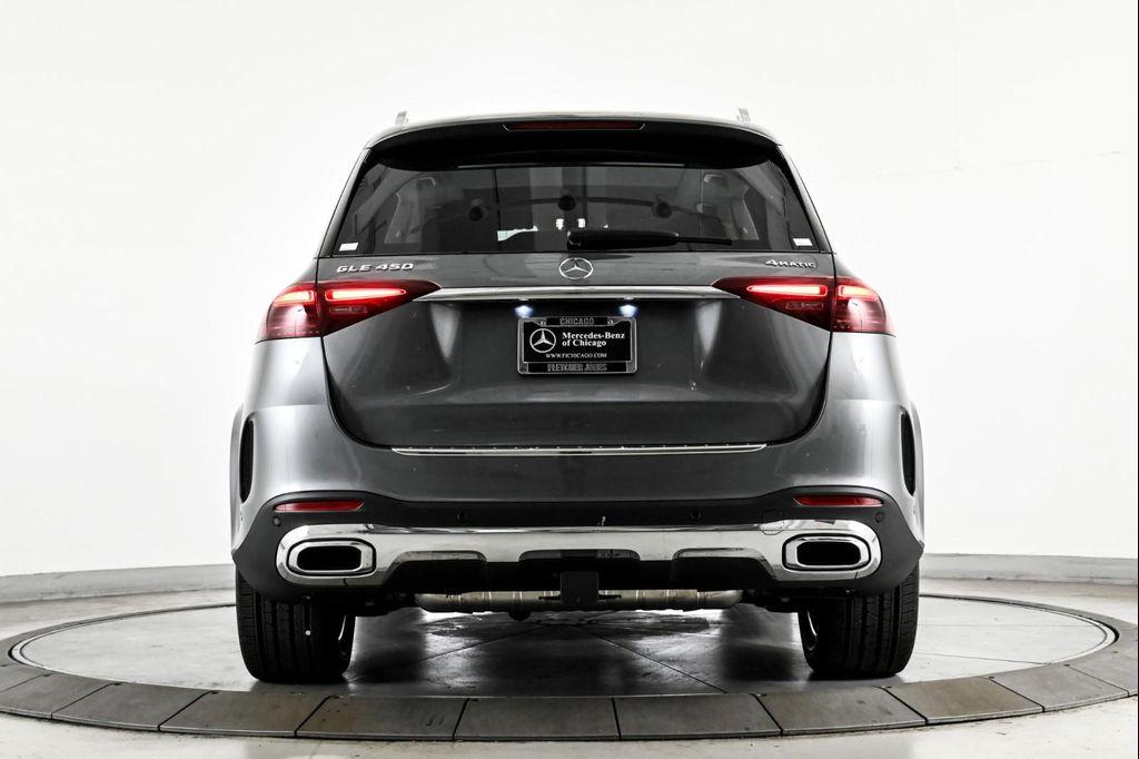 new 2026 Mercedes-Benz GLE 450 car, priced at $89,290