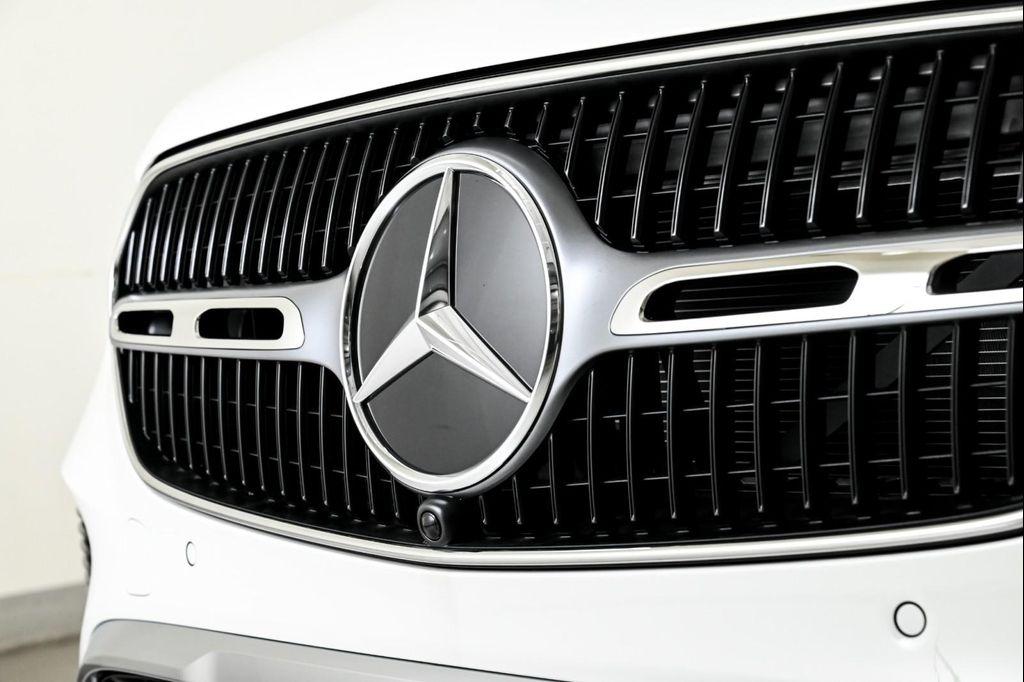 new 2025 Mercedes-Benz GLC 300 car, priced at $54,920