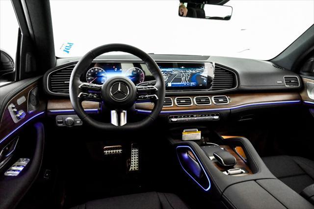 new 2025 Mercedes-Benz GLS 450 car, priced at $98,210