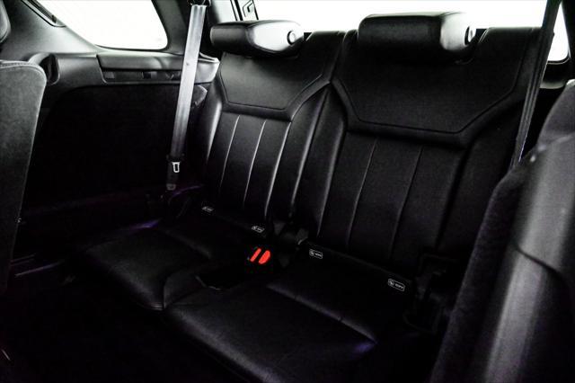 used 2020 Land Rover Discovery car, priced at $27,994
