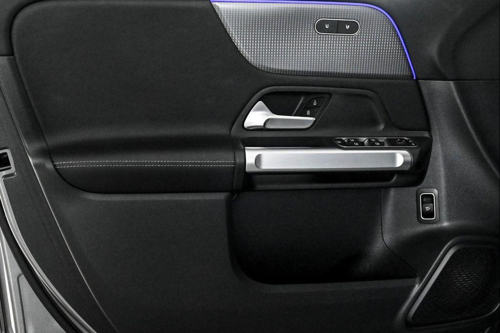 used 2022 Mercedes-Benz GLB 250 car, priced at $33,223
