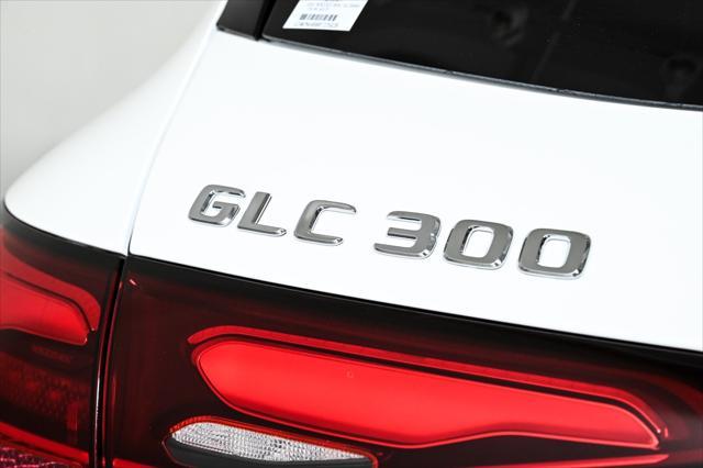 new 2024 Mercedes-Benz GLC 300 car, priced at $60,170