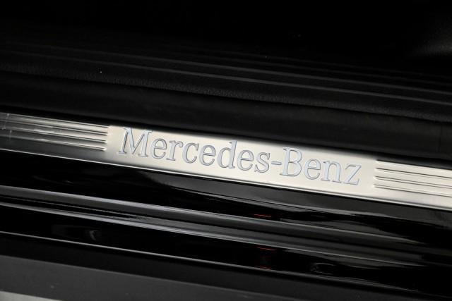 new 2024 Mercedes-Benz GLB 250 car, priced at $52,335