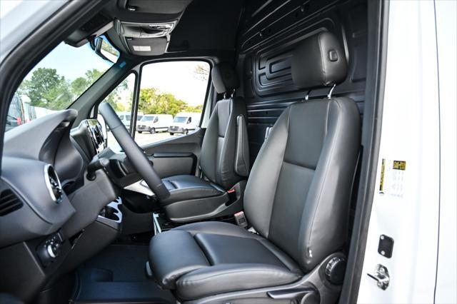 new 2025 Mercedes-Benz Sprinter 2500 car, priced at $74,491