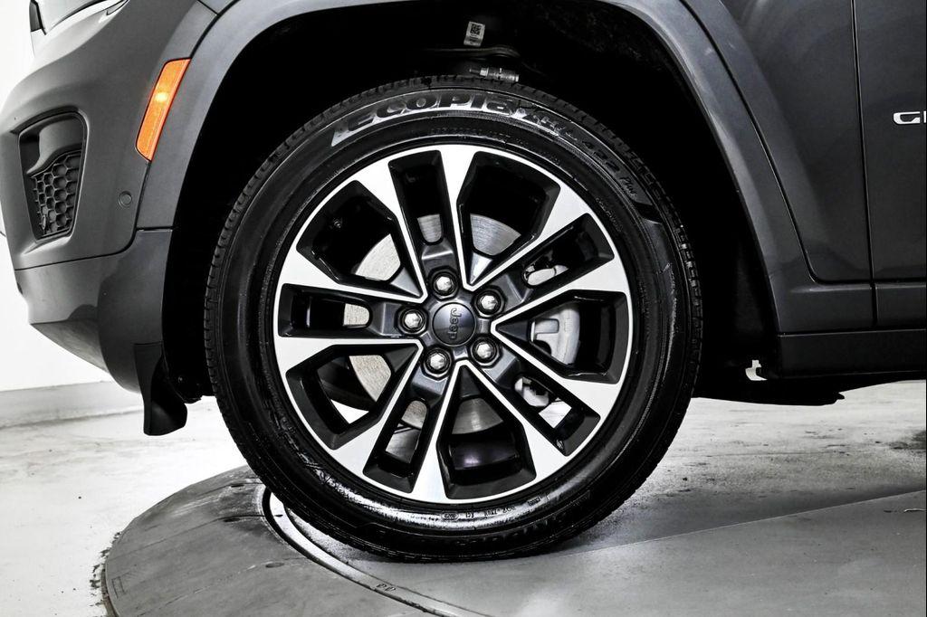used 2024 Jeep Grand Cherokee L car, priced at $45,600