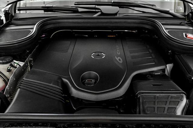 new 2025 Mercedes-Benz GLE 450 car, priced at $84,530
