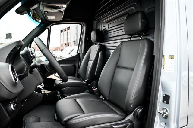 new 2025 Mercedes-Benz Sprinter 2500 car, priced at $71,267