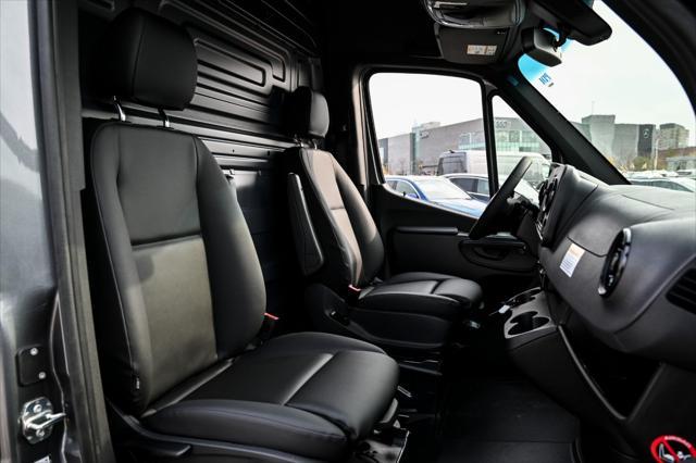 new 2025 Mercedes-Benz Sprinter 2500 car, priced at $65,682