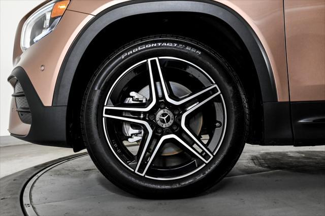 used 2022 Mercedes-Benz GLB 250 car, priced at $33,994