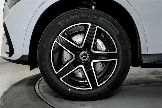 new 2025 Mercedes-Benz GLC 300 car, priced at $68,040