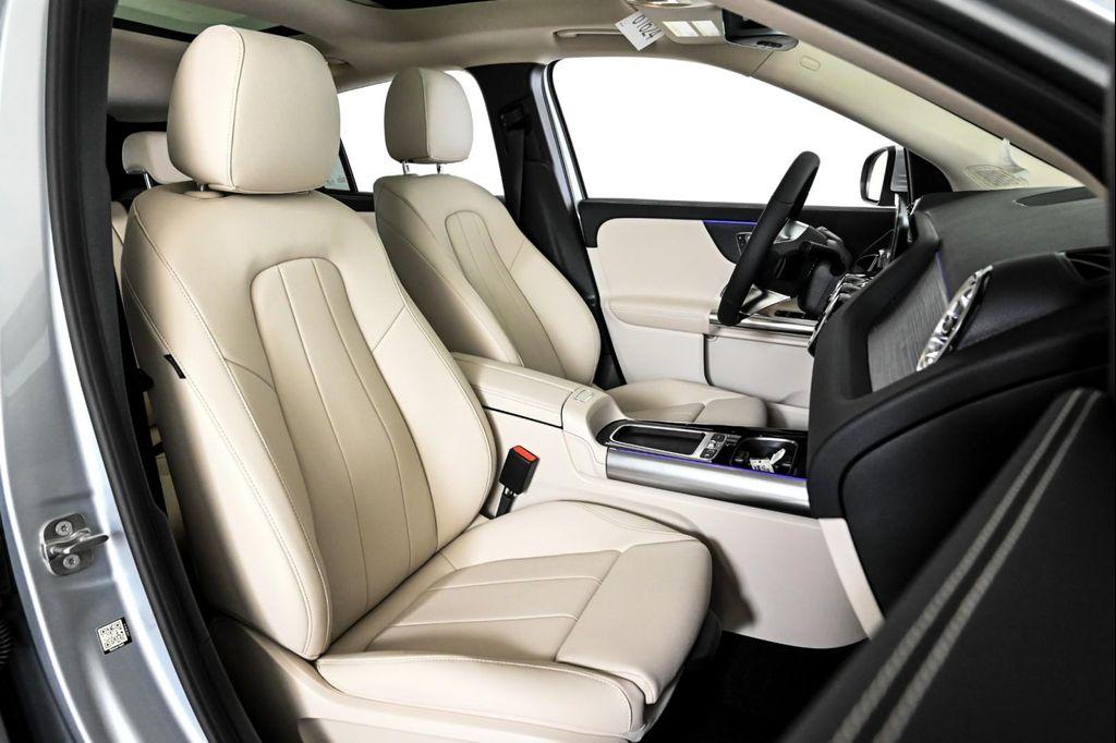 new 2026 Mercedes-Benz GLA 250 car, priced at $53,015