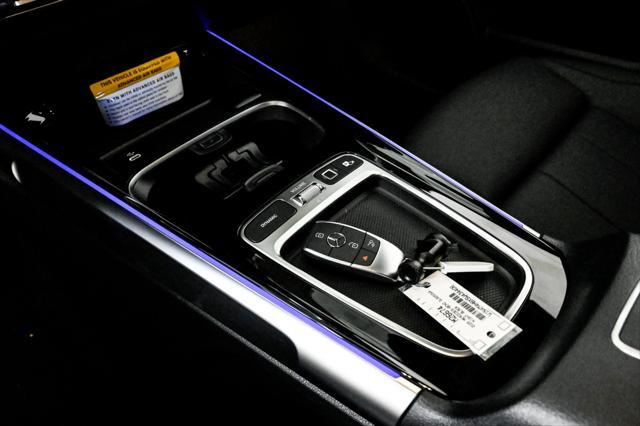new 2025 Mercedes-Benz GLB 250 car, priced at $49,595