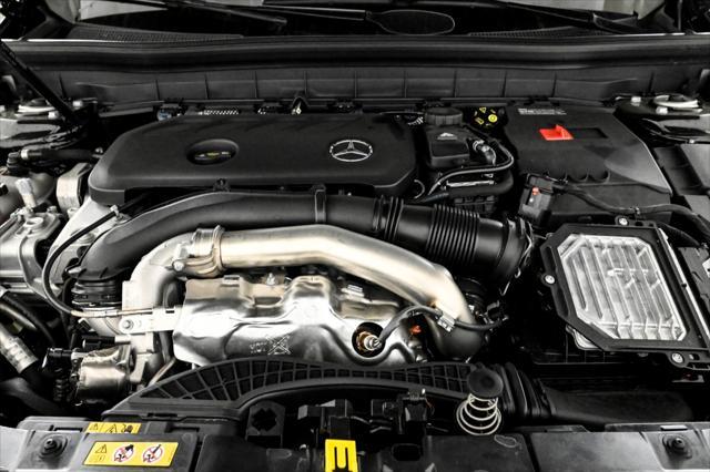 new 2025 Mercedes-Benz GLB 250 car, priced at $49,595