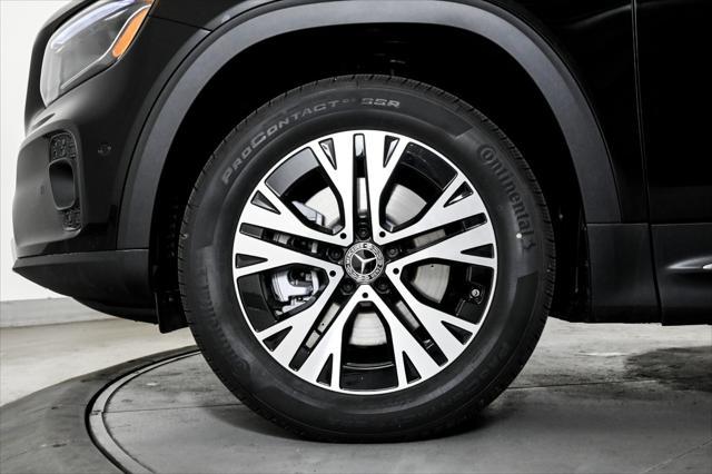 new 2025 Mercedes-Benz GLB 250 car, priced at $49,595