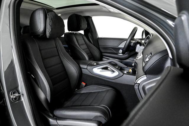 new 2025 Mercedes-Benz GLE 450 car, priced at $102,005