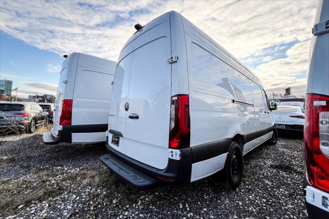 new 2024 Mercedes-Benz eSprinter 2500 car, priced at $87,823