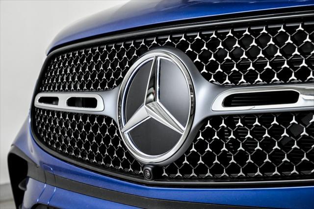 new 2025 Mercedes-Benz GLC 300 car, priced at $61,535