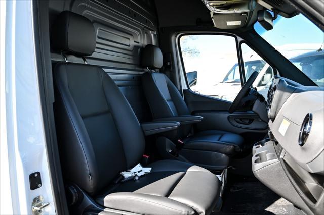 new 2025 Mercedes-Benz Sprinter 2500 car, priced at $64,194